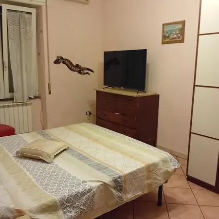 Luna 2 Apartment *